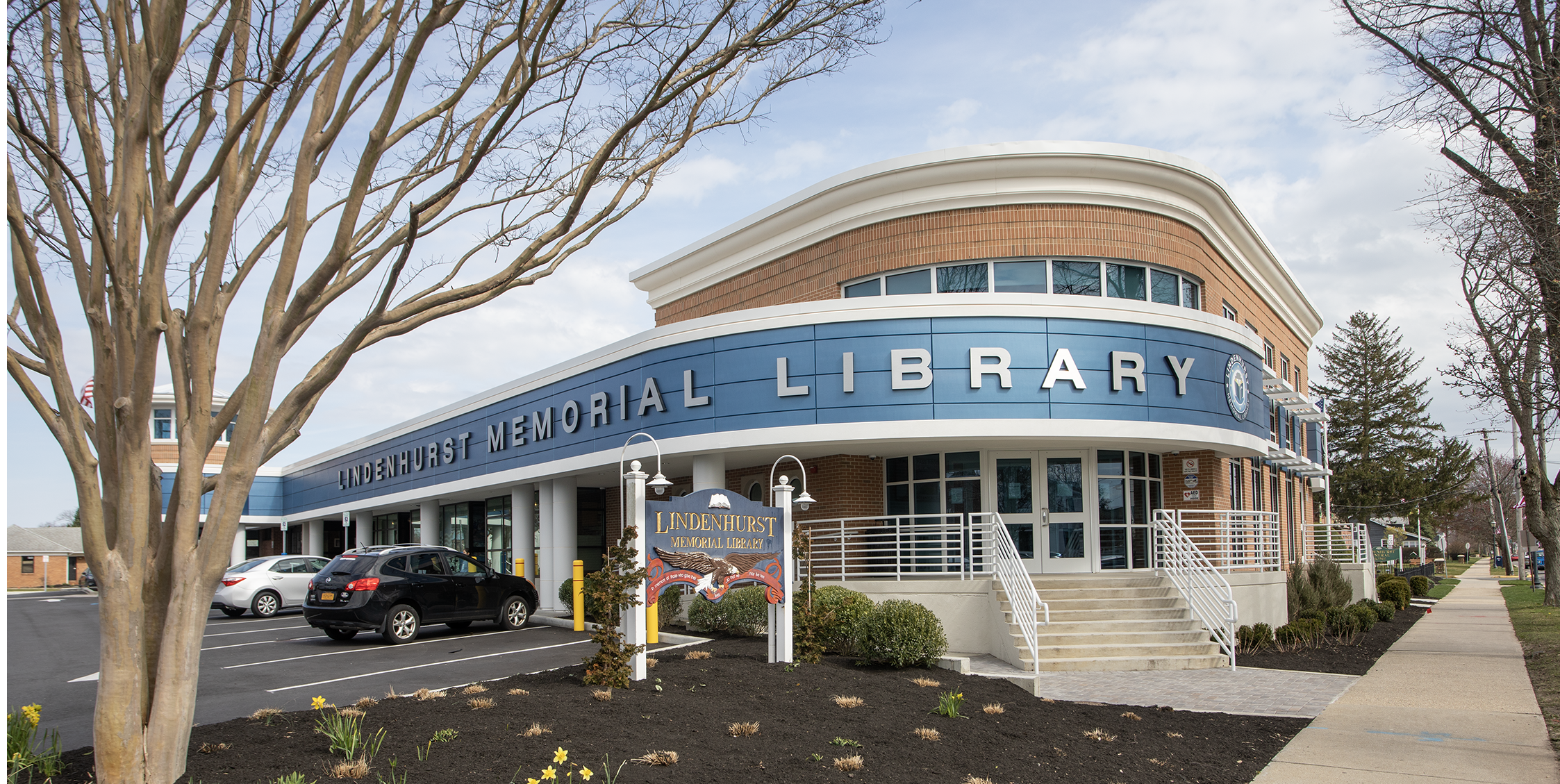 Lindenhurst Library